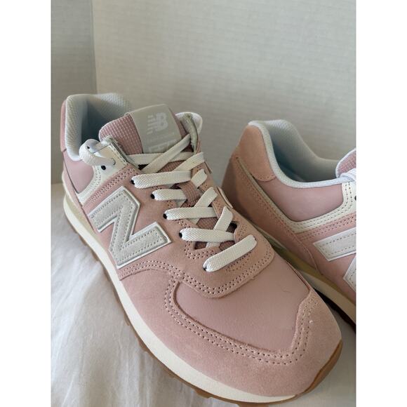 New Balance 574 Sneakers Pink Grey Suede Retro Running Shoes WN Sz 11 Brand New - Picture 12 of 15